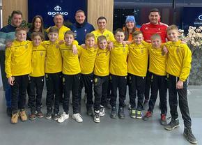 I-a prins războiul la Brașov și s-au refugiat în fotbal » 11 puști din Ucraina nu se mai pot întoarce acasă din cauza invaziei Rusiei