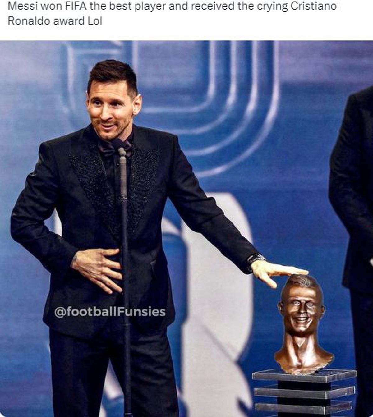 Cele mai tari meme-uri după gala FIFA The Best » Fanii l-au ironizat pe Cristiano Ronaldo