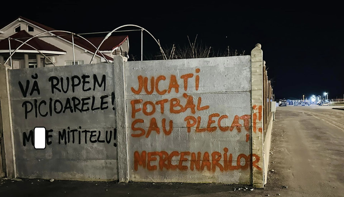 Ultrașii s-au ridicat împotriva patronului: „Știința nu e jucăria familiei tale!”. Mesaje de amenințare la sediul clubului