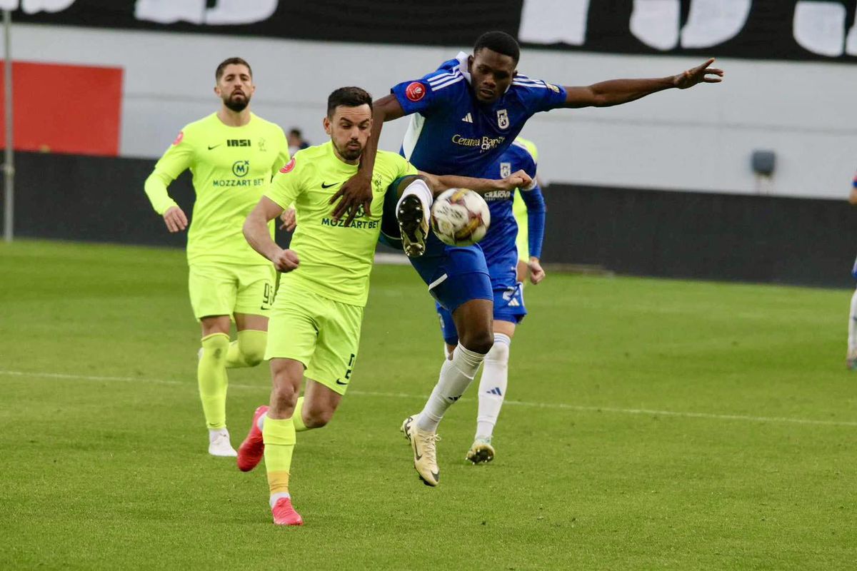 Ultrașii s-au ridicat împotriva patronului: „Știința nu e jucăria familiei tale!”. Mesaje de amenințare la sediul clubului