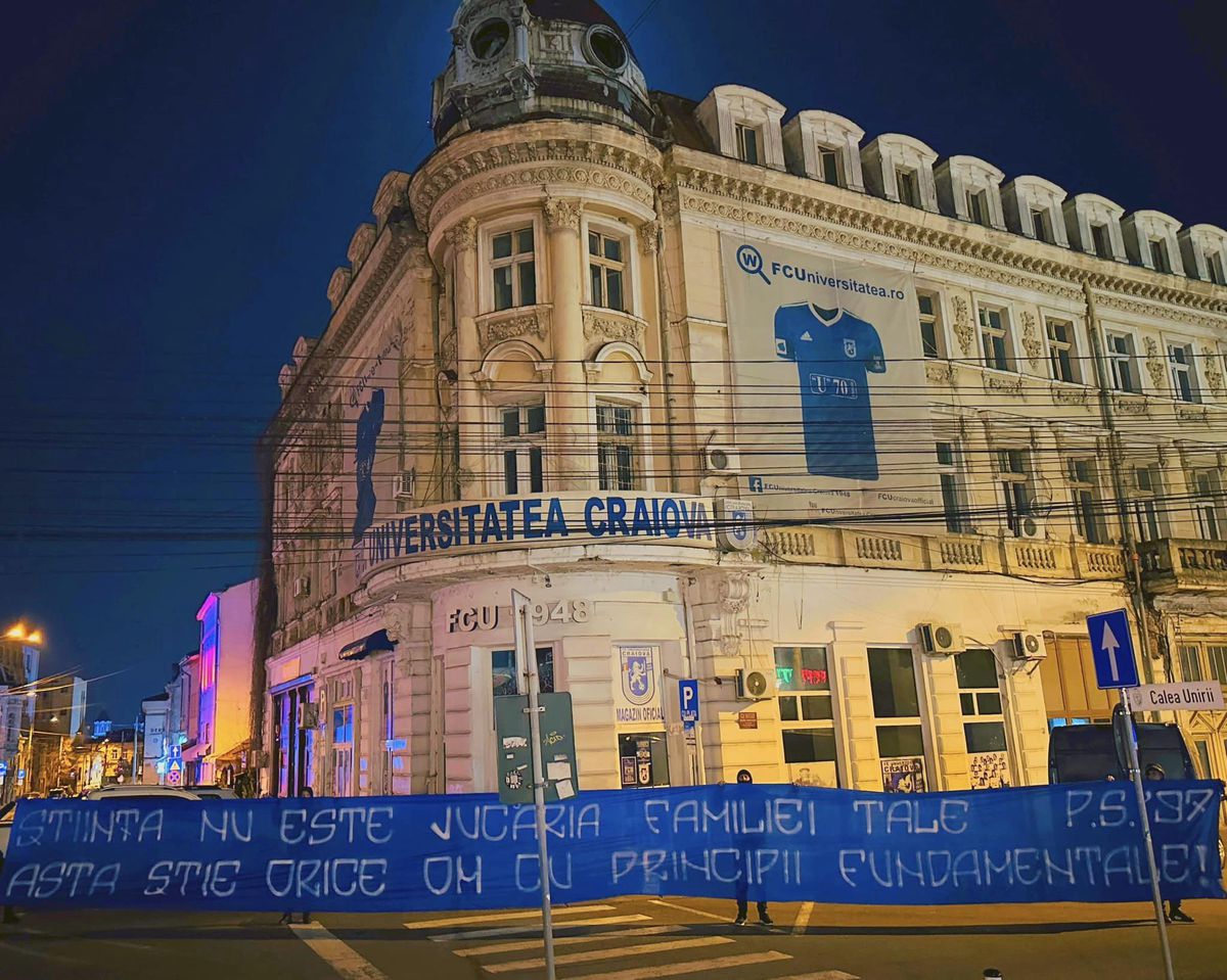 Ultrașii s-au ridicat împotriva patronului: „Știința nu e jucăria familiei tale!”. Mesaje de amenințare la sediul clubului
