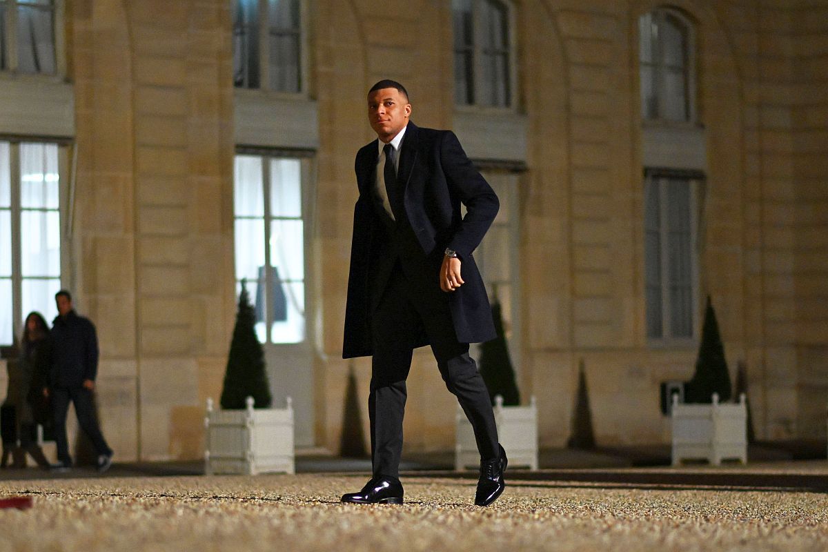 Kylian Mbappe la Palatul Elysee