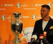 Trofeul EURO a ajuns la București