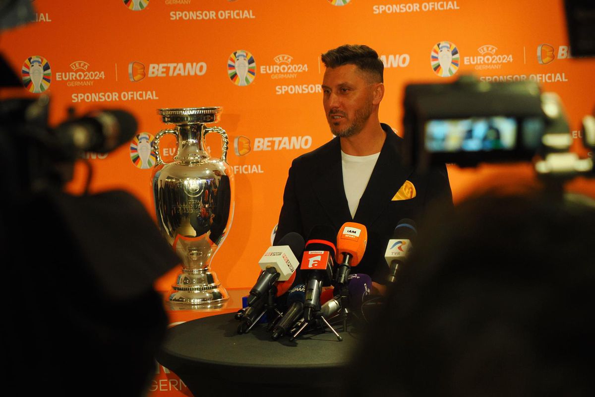 Trofeul EURO a ajuns în România » Ciprian Marica e optimist: „Grecia a făcut o surpriză, noi de ce nu am face?”