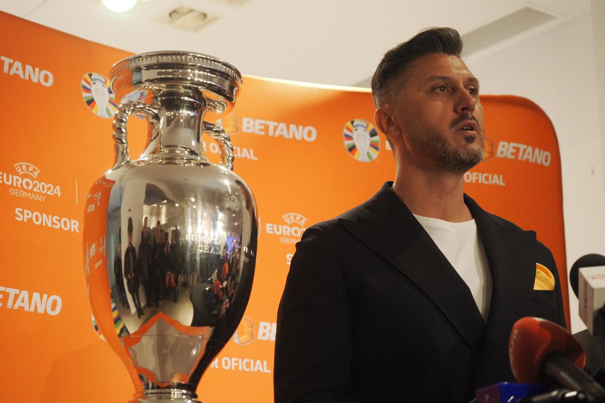 Trofeul EURO a ajuns în România » Ciprian Marica e optimist: „Grecia a făcut o surpriză, noi de ce nu am face?”