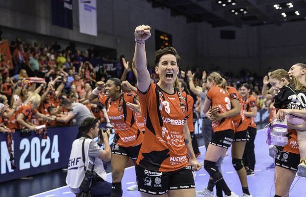 Gloria Bistrița se alătură lui CSM București în Liga Campionilor, Baia Mare nu a primit aprobarea EHF