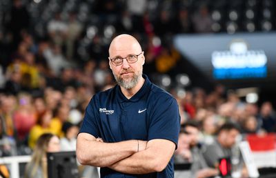 Antrenorul naționalei masculine a României a reacționat după decesul lui Petre Brănișteanu: „O zi de doliu”