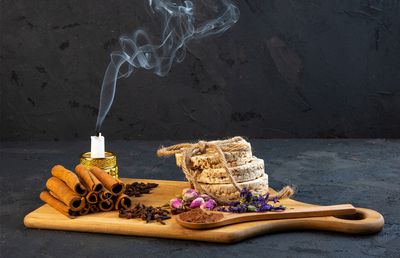 Tot ce ar trebui să cunoaștem despre mir și tămâie dacă dorim să le folosim