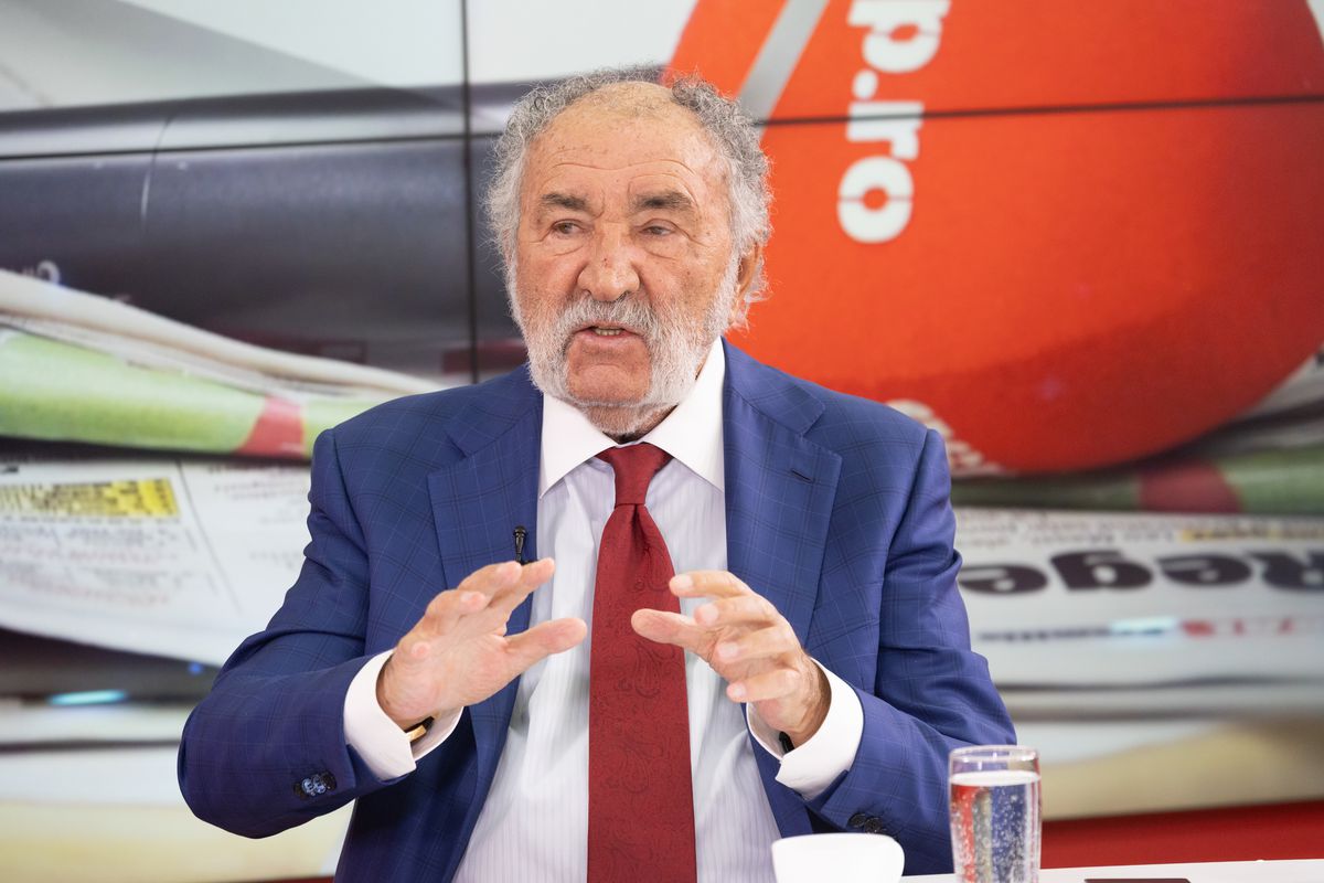 Ion Țiriac e Top Gun: „Mi-am cumpărat un avion care aterizează în curte la mine” » Testele spectaculoase pe care le face și de ce nu pilotează niciodată elicopterul pe care-l deține