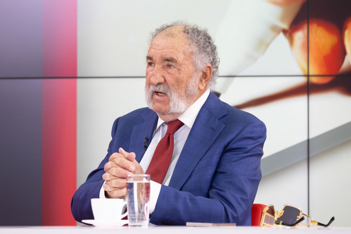 Ion Țiriac e Top Gun: „Mi-am cumpărat un avion care aterizează în curte la mine” » Testele spectaculoase pe care le face și de ce nu pilotează niciodată elicopterul pe care-l deține