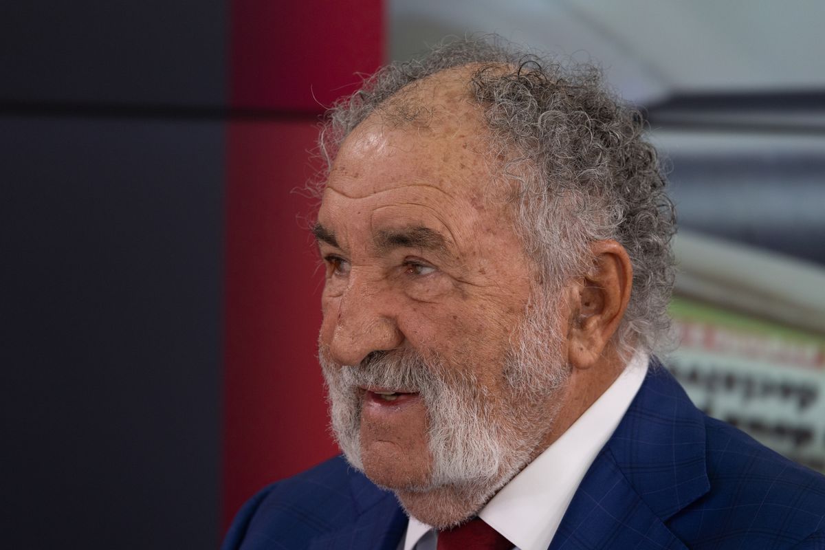 Ion Țiriac e Top Gun: „Mi-am cumpărat un avion care aterizează în curte la mine” » Testele spectaculoase pe care le face și de ce nu pilotează niciodată elicopterul pe care-l deține