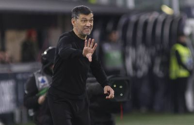 Conceicao critică arbitrajul și presa: „Cer mai mult respect. Dacă nu vă convine, îmi iau valizele și plec!”