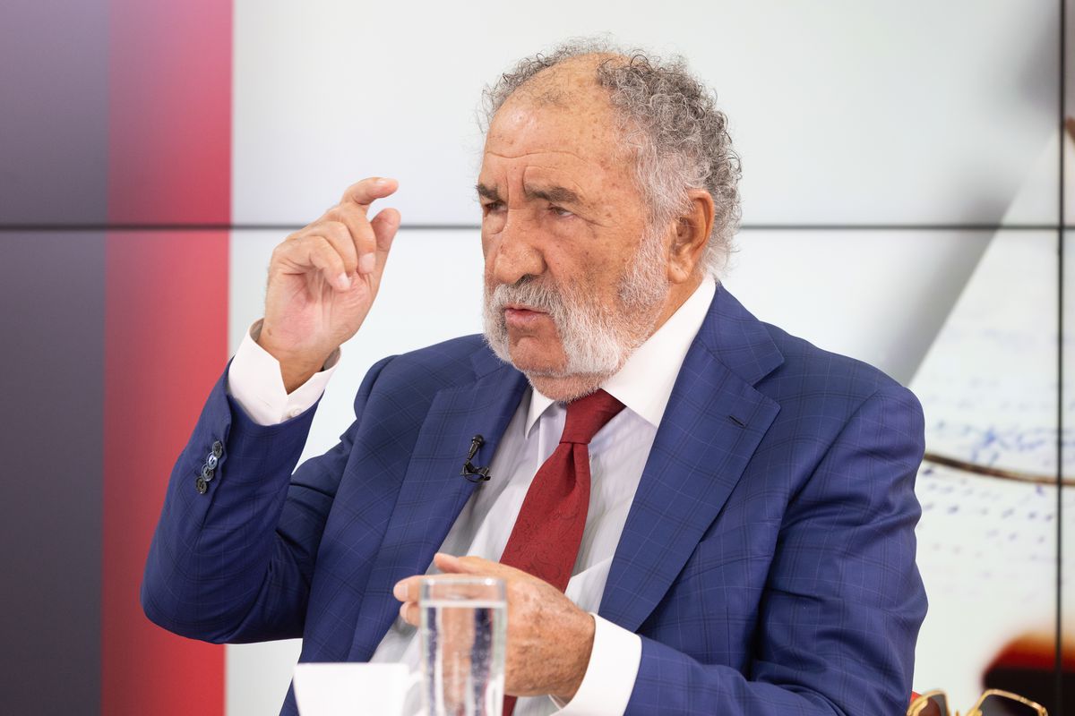 Ion Țiriac e Top Gun: „Mi-am cumpărat un avion care aterizează în curte la mine” » Testele spectaculoase pe care le face și de ce nu pilotează niciodată elicopterul pe care-l deține