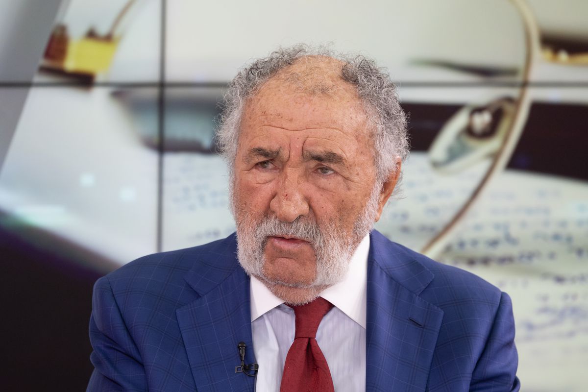 Ion Țiriac e Top Gun: „Mi-am cumpărat un avion care aterizează în curte la mine” » Testele spectaculoase pe care le face și de ce nu pilotează niciodată elicopterul pe care-l deține