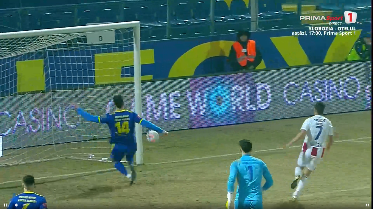 Fază hilară în Superliga » Cum a putut să-și dea autogol fostul jucător de la Rapid