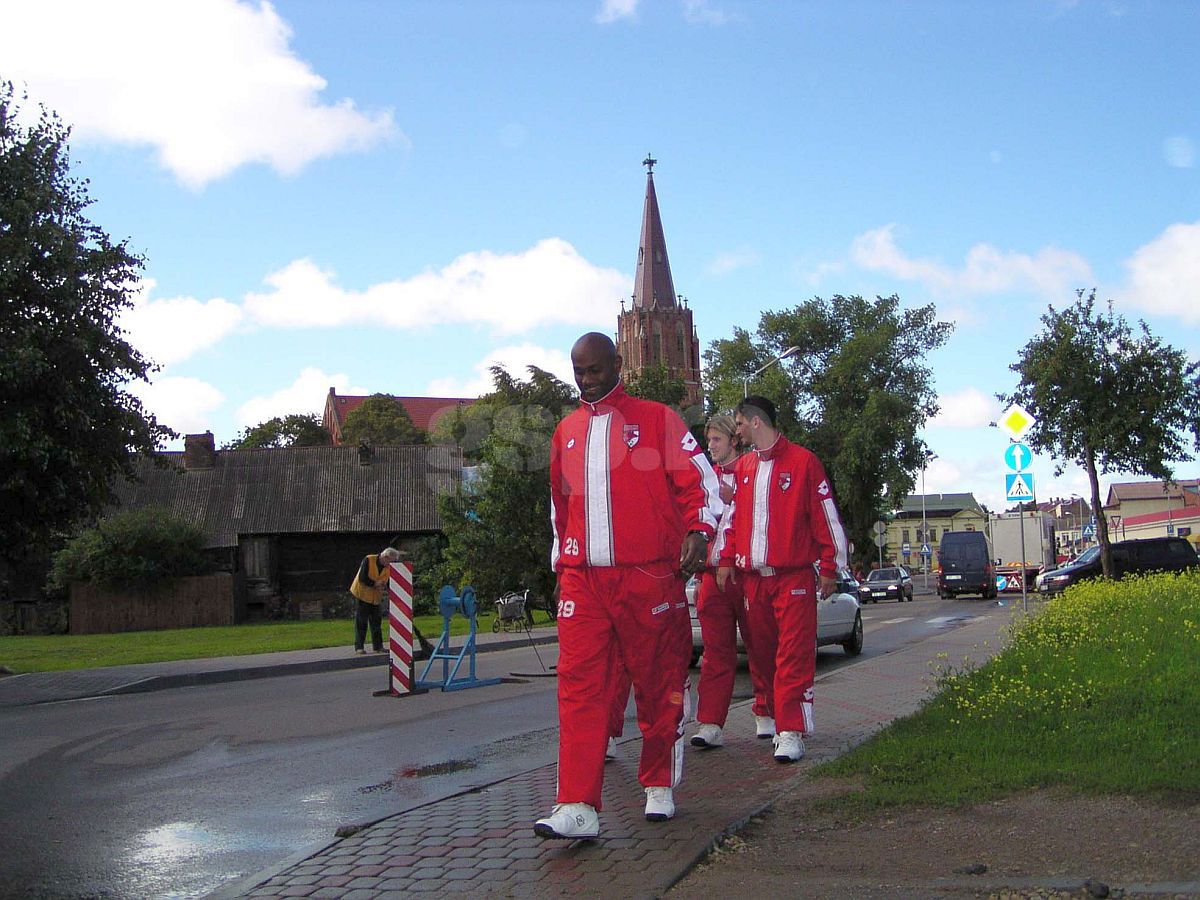 La 22 de ani de la aventura în România, francezul povestește: „Locuind la București, mi-am schimbat impresia despre voi”