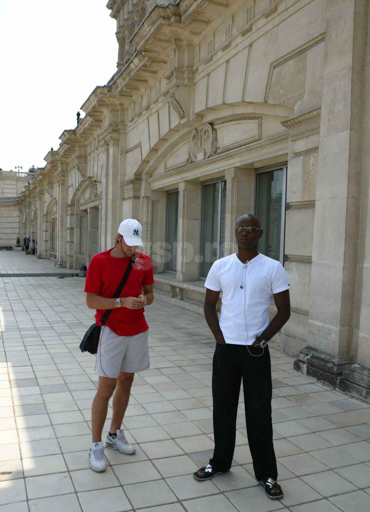 La 22 de ani de la aventura în România, francezul povestește: „Locuind la București, mi-am schimbat impresia despre voi”