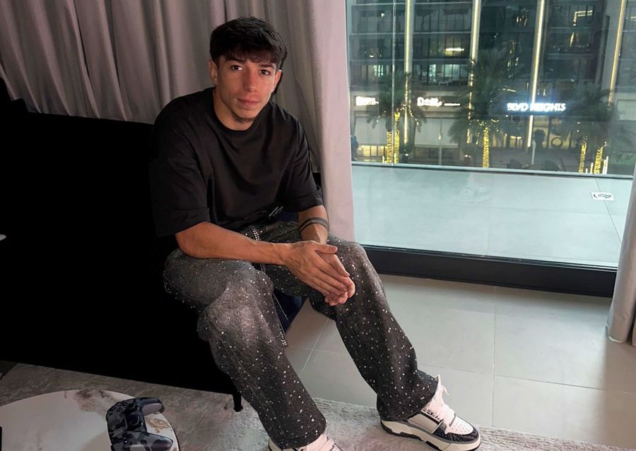 „Nicăieri nu mai ești în siguranță” » Dinamovistul Amzăr e în Dubai, oraș vizat de rachetele Iranului: „N-ai pe unde să scoți cămașa”