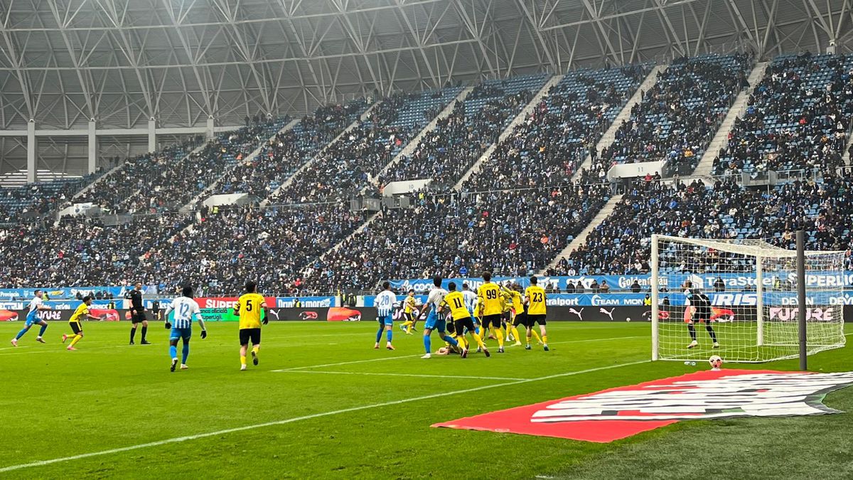 Cea mai mare asistență din istoria lui Metaloglobus!