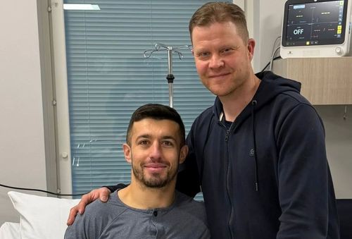 Ilija Masic și doctorul Lasse Lempainen / Foto: Facebook CFR Cluj