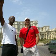 Meride, prin București alături de fostul portar Gregory Delwarte