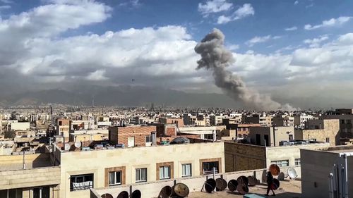 Bombardamente asupra Teheranului
Foto Imago