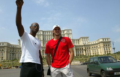 La 22 de ani de la aventura în România, francezul povestește: „Locuind la București, mi-am schimbat impresia despre voi”