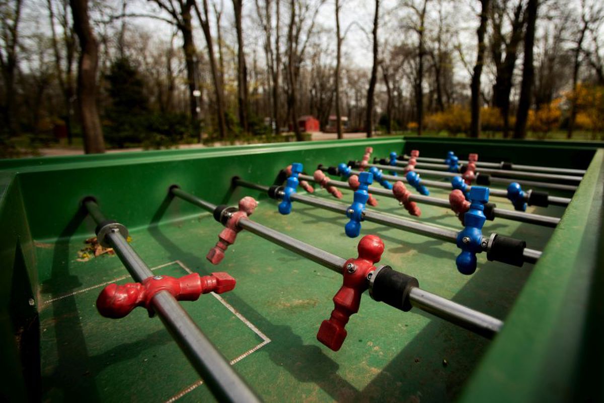 Vârful pandemiei de coronavirus în România » Previziunea autorităților: „Pot fi în jur de 10-15.000 de cazuri”