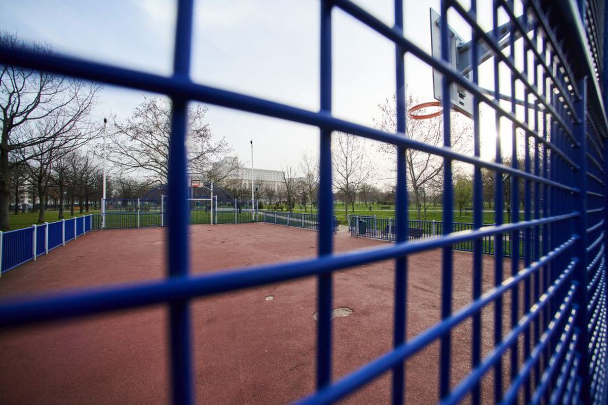 Gluma lui Mario Camora despre Dan Petrescu: „El stătea izolat și în timpul campionatului” :)