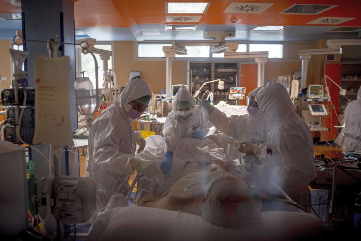 Cea mai neagră zi în Spania: 832 de morți în ultimele 24 de ore, jumătate numai în zona Madrid!