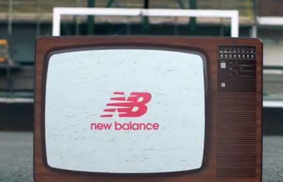 CORONAVIRUS / New Balance sare în ajutorul medicilor din Statele Unite: cum arată modelul de măști produse pentru spitale