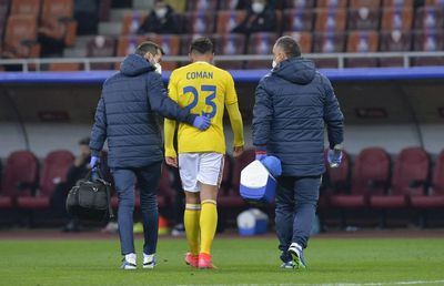 Lovitură cruntă pentru FCSB » Gigi Becali anunță cât va sta Florinel Coman pe tușă după accidentarea de la „națională”