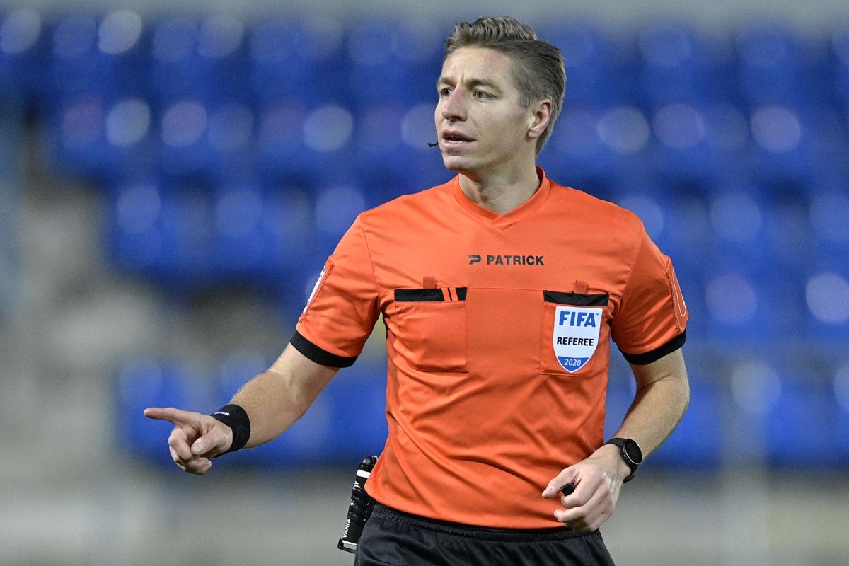 Reacție dură din partea FRF după Ungaria - România: „Arbitraj ostil, au fost topoare! Ce să fac, să-l bat?”