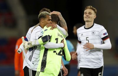 A antrenat în Germania și acum le oferă sfaturi „tricolorilor”: „Așa putem să le batem individualitățile”