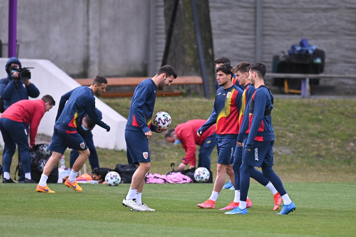 Primul antrenament al României U21 pentru meciul cu Germania » Cum și-a împărțit Adrian Mutu jucătorii