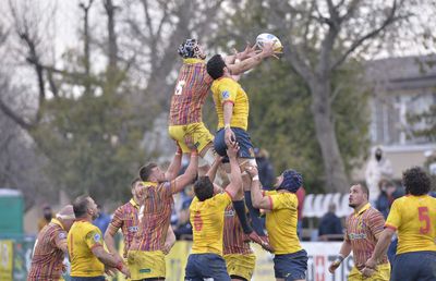 România a pierdut în Georgia deși a jucat 60 de minute cu om în plus