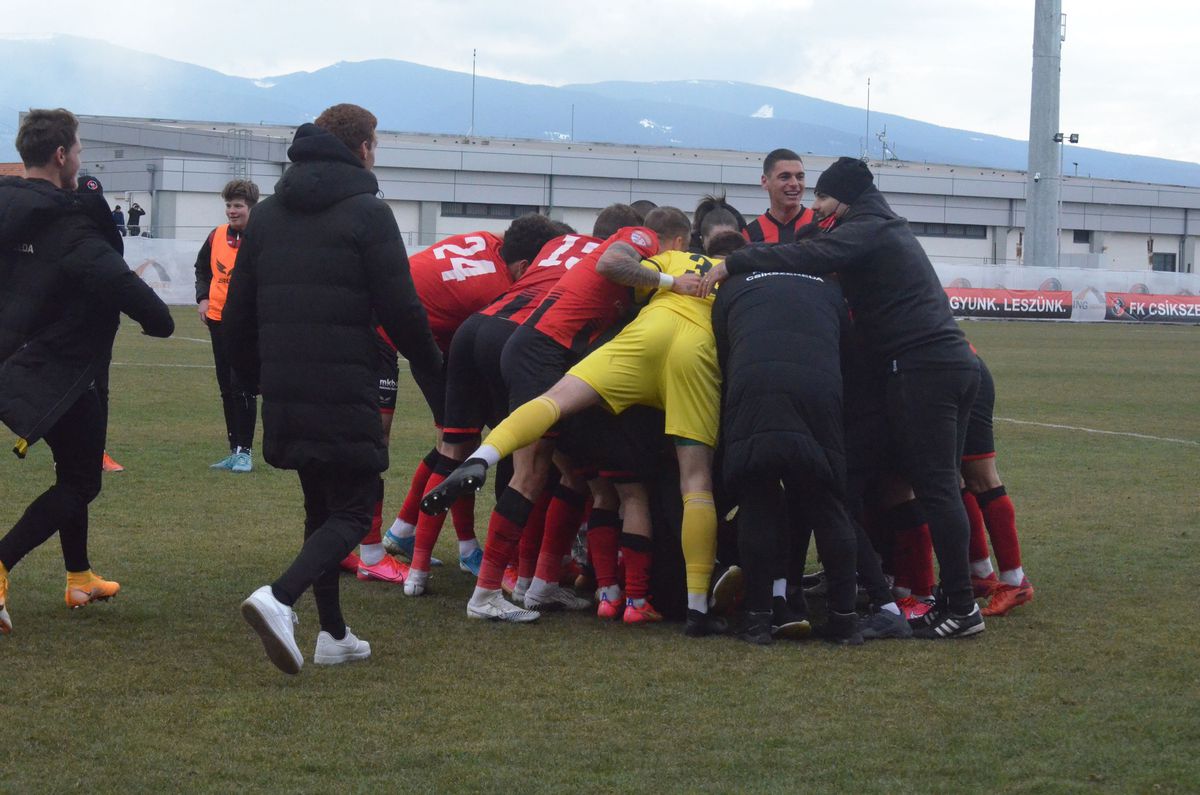 Csikszereda, mai aproape ca niciodată de Liga 1! Hora bucuriei de la Miercurea Ciuc