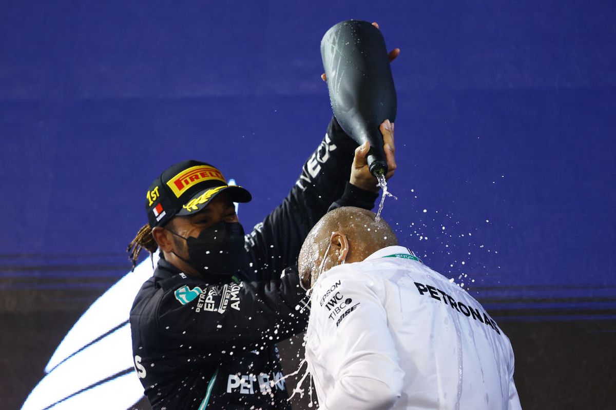 Lewis Hamilton a început în forță noul sezon de Formula 1! Clasamentul cursei din Bahrain