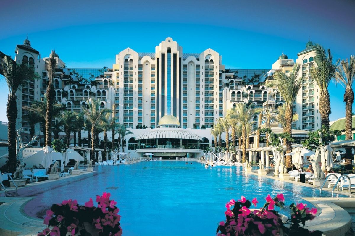 Delegația României, cazată la cel mai inedit hotel din Israel, unde „parchează” și Abramovich » Care e prețul pe noapte al unei camere