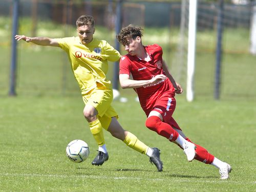 CS Tunari, la un amical cu Petrolul / FOTO: Imago-Images