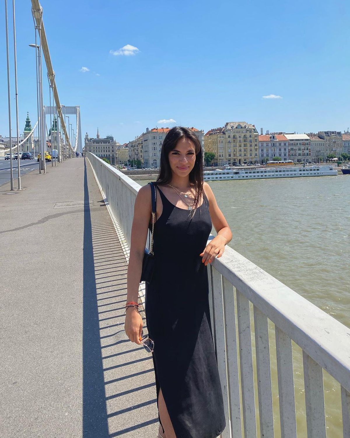 Teodora Meluţă a spus „DA” » A fost cerută de soție într-un mod special