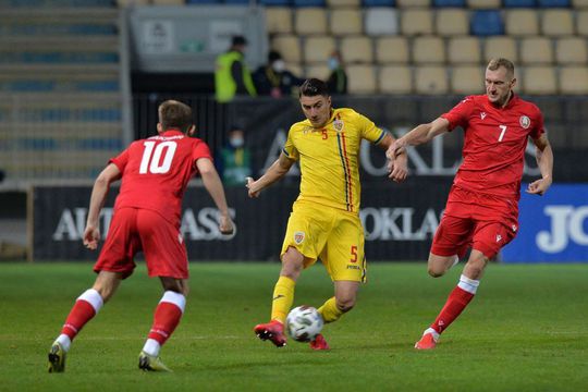 Adrian Porumboiu (72 de ani), fost arbitru, a prefațat meciul naționalei României contra selecționatei Belarusului, din preliminariile Campionatului European din Germania, din 2024.