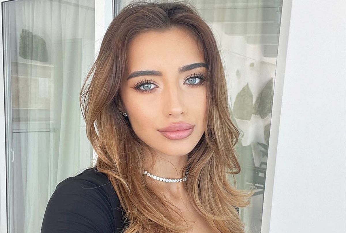 Internaționalul român are o afacere de succes împreună cu iubita, o fostă Miss: „Toți banii lui sunt bine gestionați”