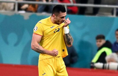 A spart gheața în tricoul naționalei și se declară de partea ultrașilor: „Sunt naționalist! Îmi place deviza celor din galerie, «Uniți sub tricolor»”