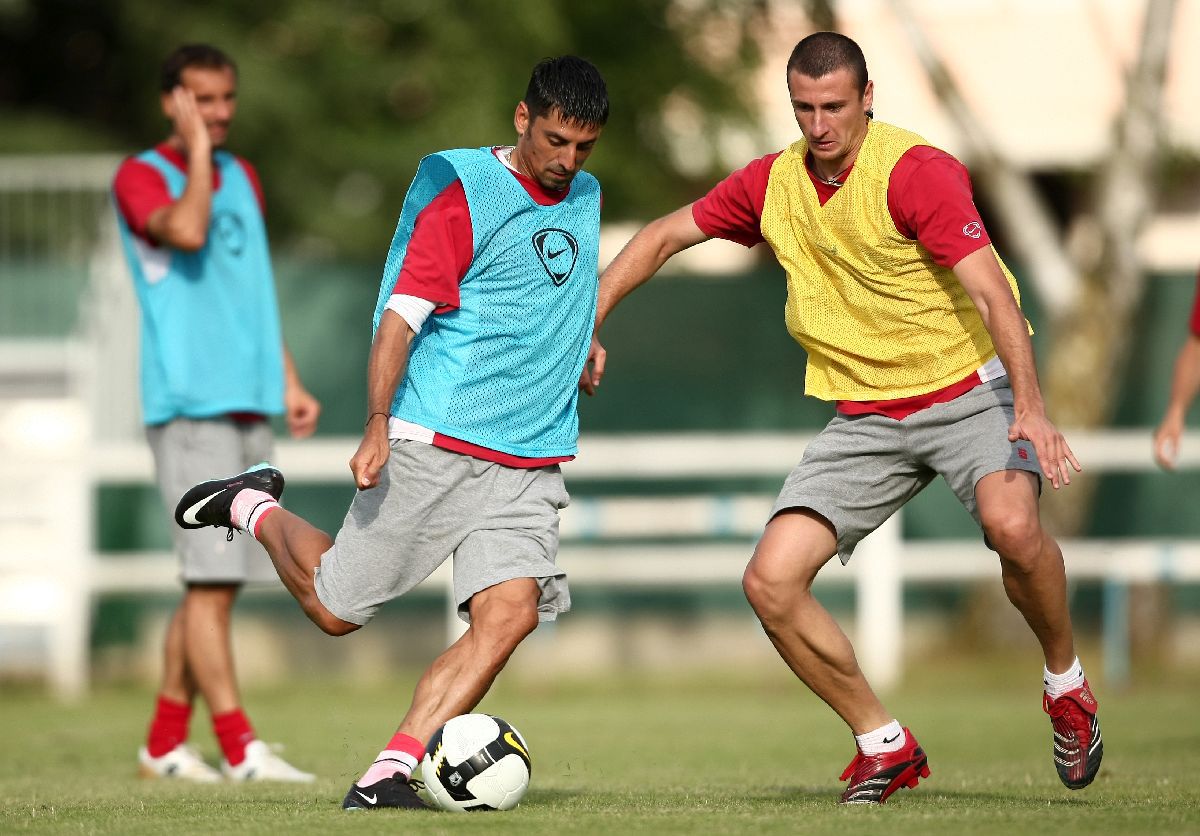 Imagini cu Silviu Izvoranu din perioada Dinamo » Fotografii de colecție din arhiva GSP