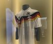 Galerie impresionantă de tricouri la muzeul fotbalului din Madrid
