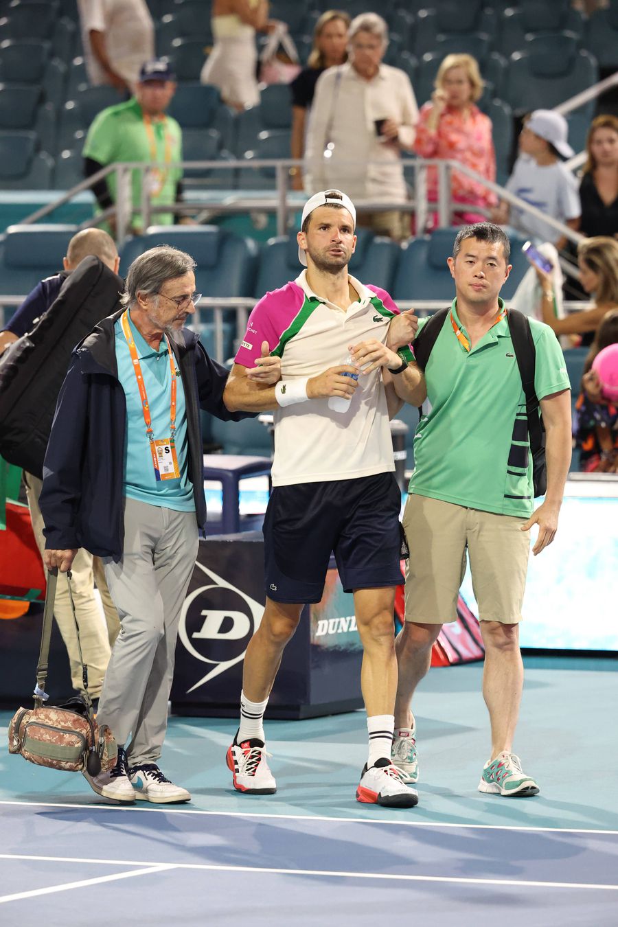 Grigor Dimitrov a avut probleme grave la finalul partidei din sferturi de finală de la Miami: „Nu am mai văzut niciodată un jucător să se prăbușească imediat după o victorie”