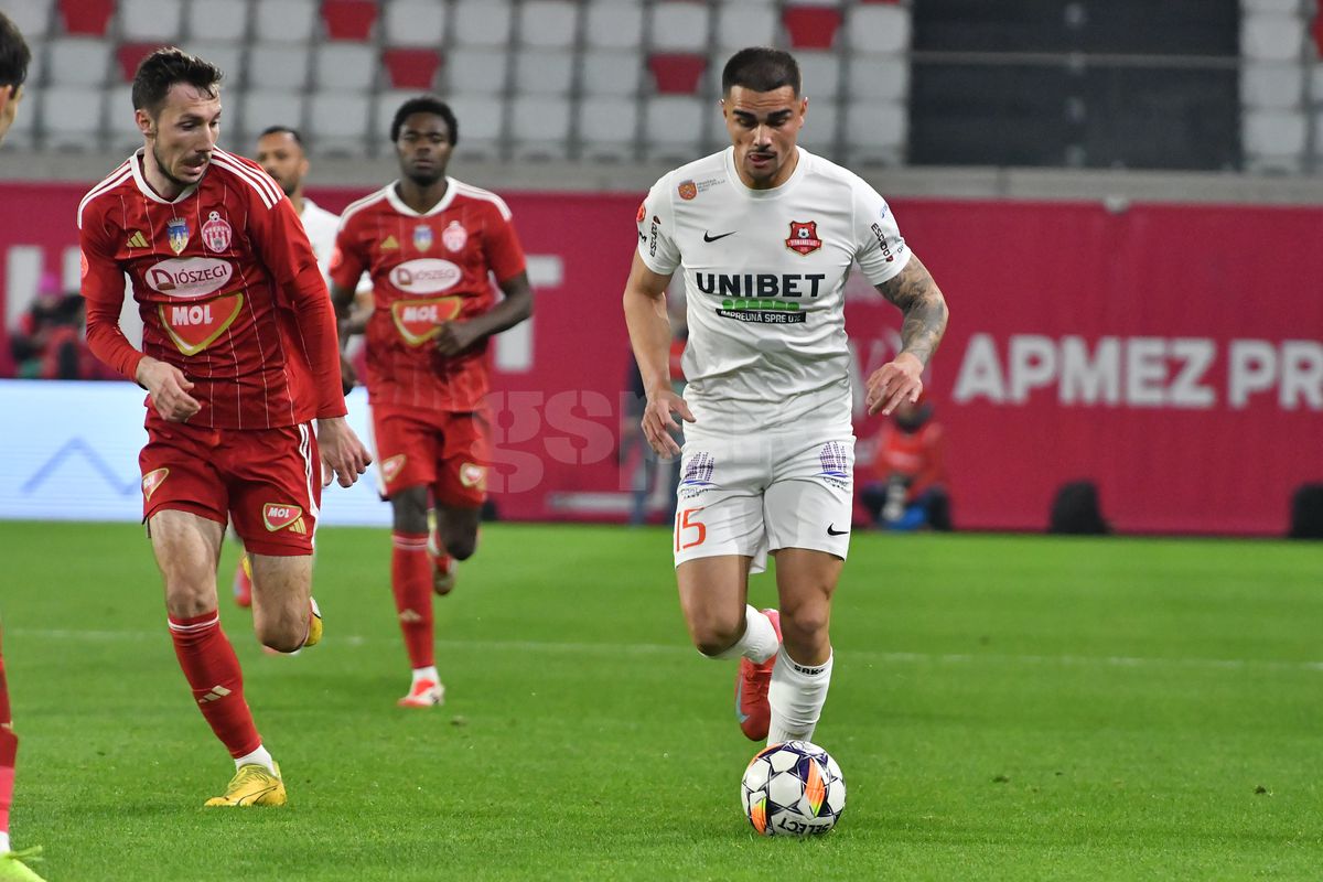 Dorinel Munteanu și-a certat 2 jucători, după Sepsi - Hermannstadt: „Repriza cadourilor! Au marcat pe greșeli personale”