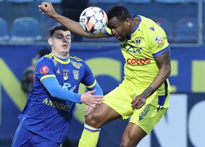 Unirea Slobozia - Petrolul Ploiești 0-0 » Două eliminări și un singur șut pe poartă la Clinceni