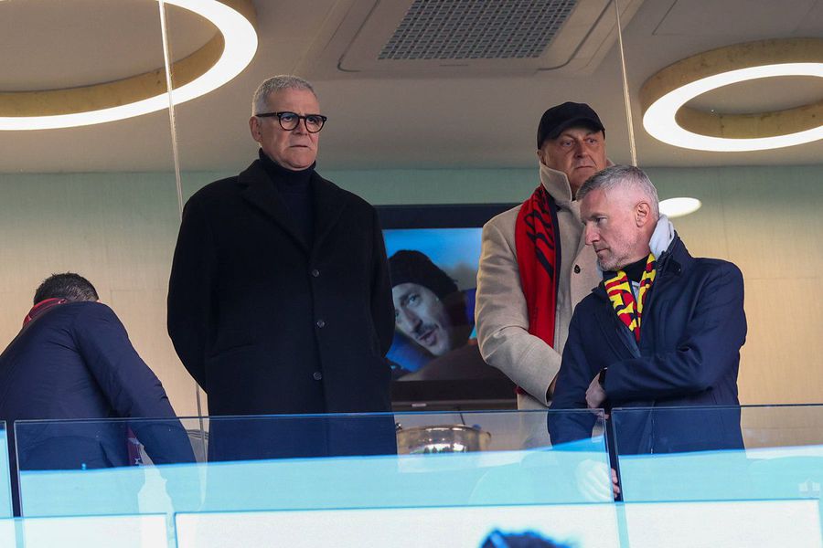 Dan Șucu, acționarul majoritar și președintele clubului Genoa, alături de Alberto Zangrillo, membru în Consiliul de Administrație al clubului. Foto: Imago Omul de încredere al lui Dan Șucu la Genoa, anchetat de procurori » Garda Financiară a intervenit în dosarul pentru proprietatea clubului